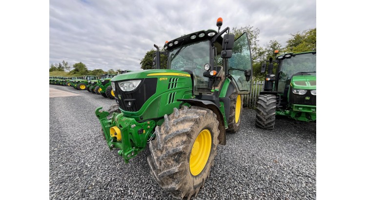 Traktor John Deere JD-6130R