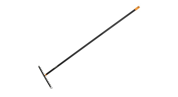 FISKARS 1016036 Hrábě na listí univ. Solid š.36x154cm kovové