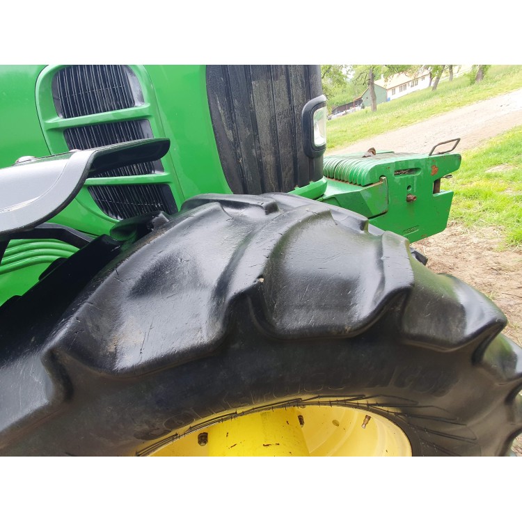 Traktor John Deere 6830