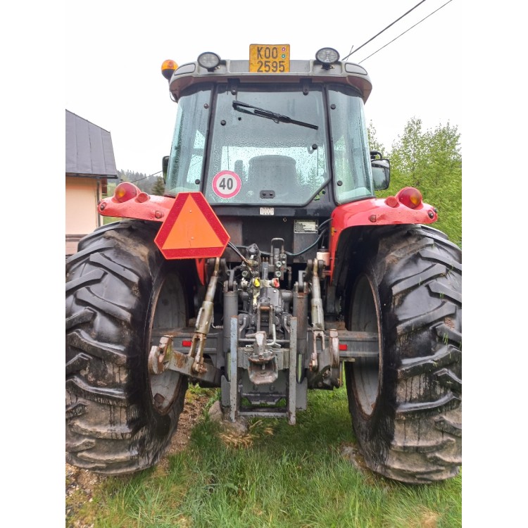 Traktor Massey Ferguson MF 5445