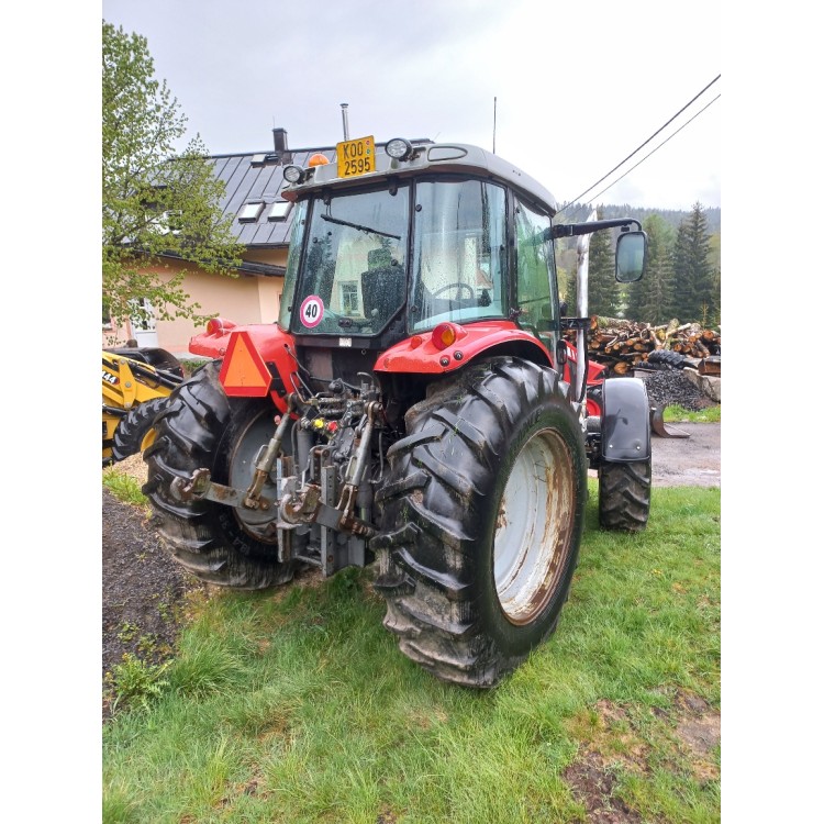 Traktor Massey Ferguson MF 5445