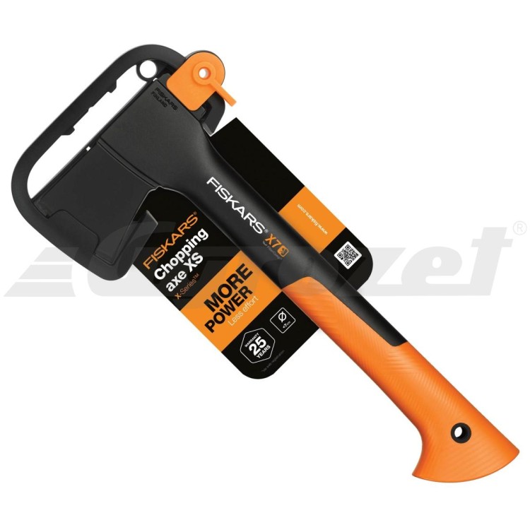 FISKARS X7 1015618 Sekera univerzální pro kempování XS