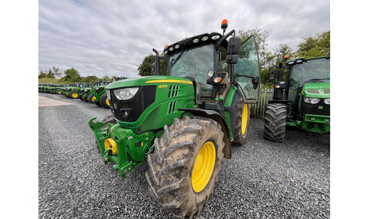 Traktor John Deere JD-6130R