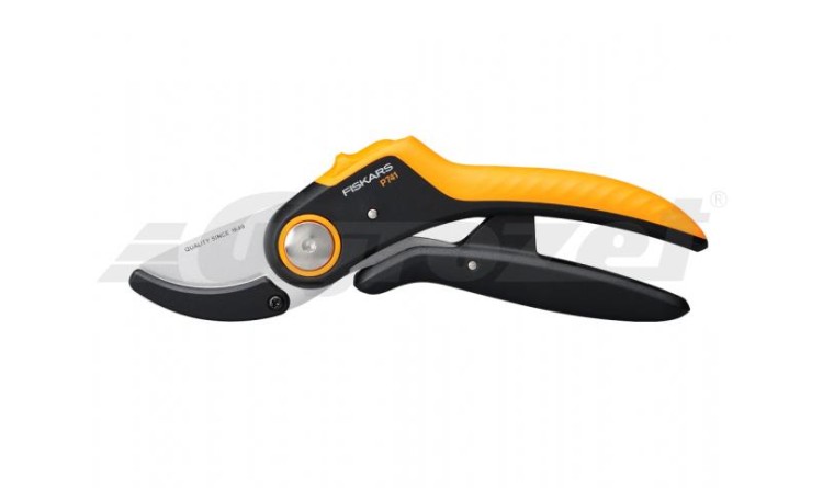 Fiskars 1057171 Jednočepelové zahradní nůžky Plus P741