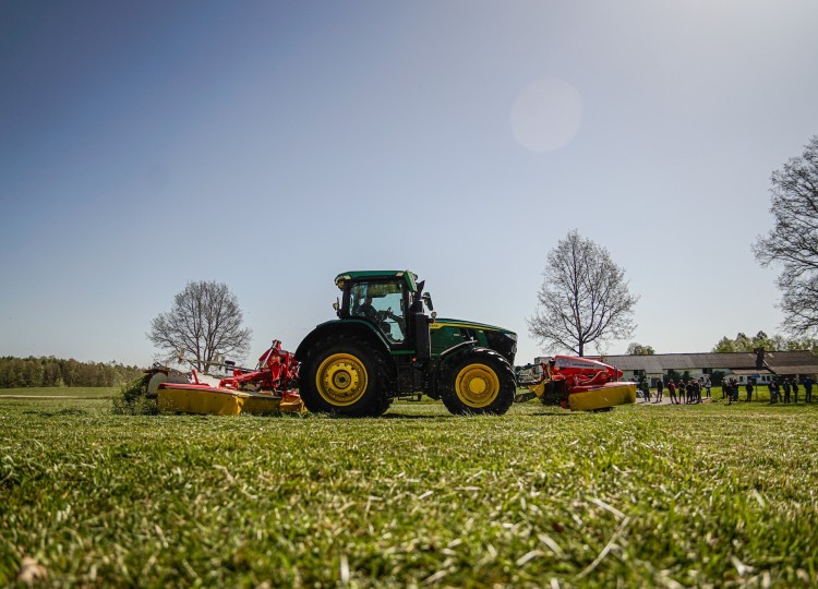 Žací kombinace Pottinger NOVACAT V 8400 – to pravé pro Vaše seče