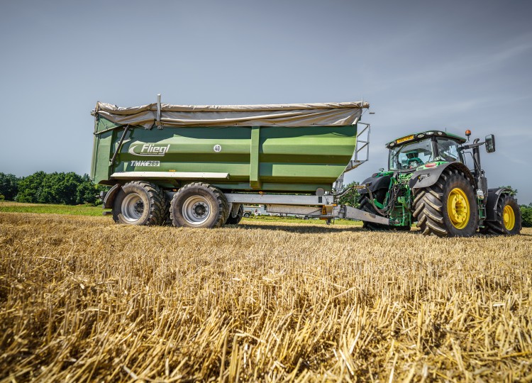 Fliegl TMK & John Deere T670 & John Deere 6R | 49. díl Agrozet od A do Zet