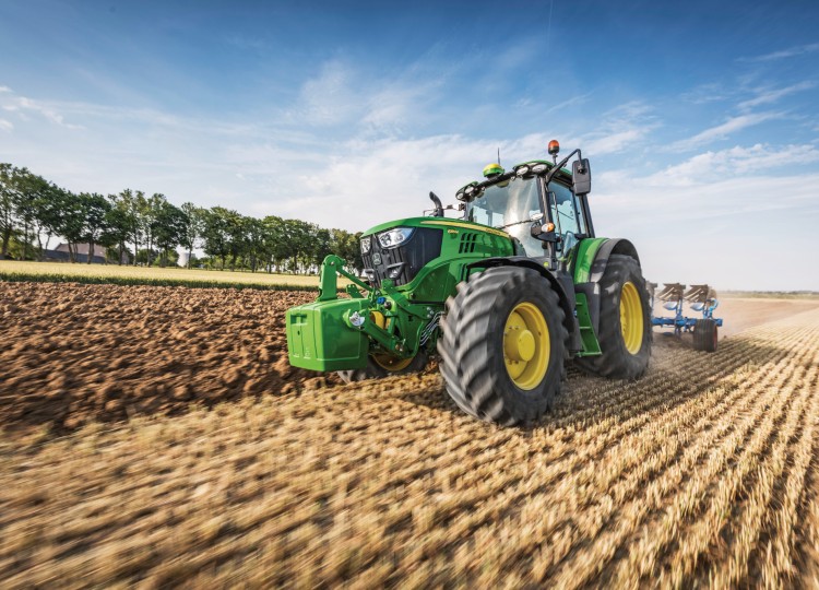 John Deere 6M: Revoluční řada traktorů s maximálním výkonem a intuitivním ovládáním